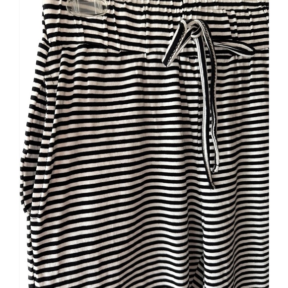 Cotton joggers Women’s size small - Picture 3 of 4